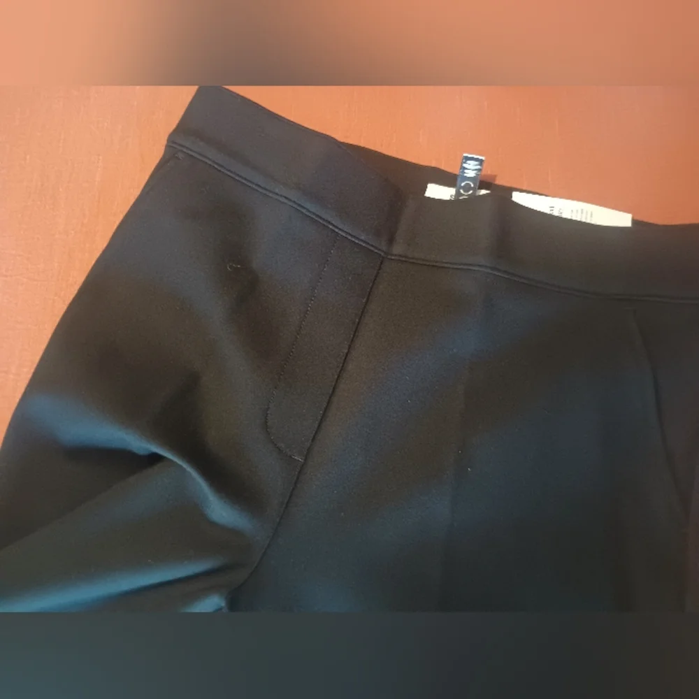SPANX perfect Fit Kick Flare Ponte Pant L - Picture 2 of 7